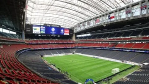 姆巴佩单刀低射险失良机，门神神扑保住胜局