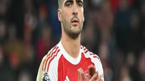 斯卡洛尼遗憾梅西缺席致重大遗憾，伤病问题下暂无引援计划